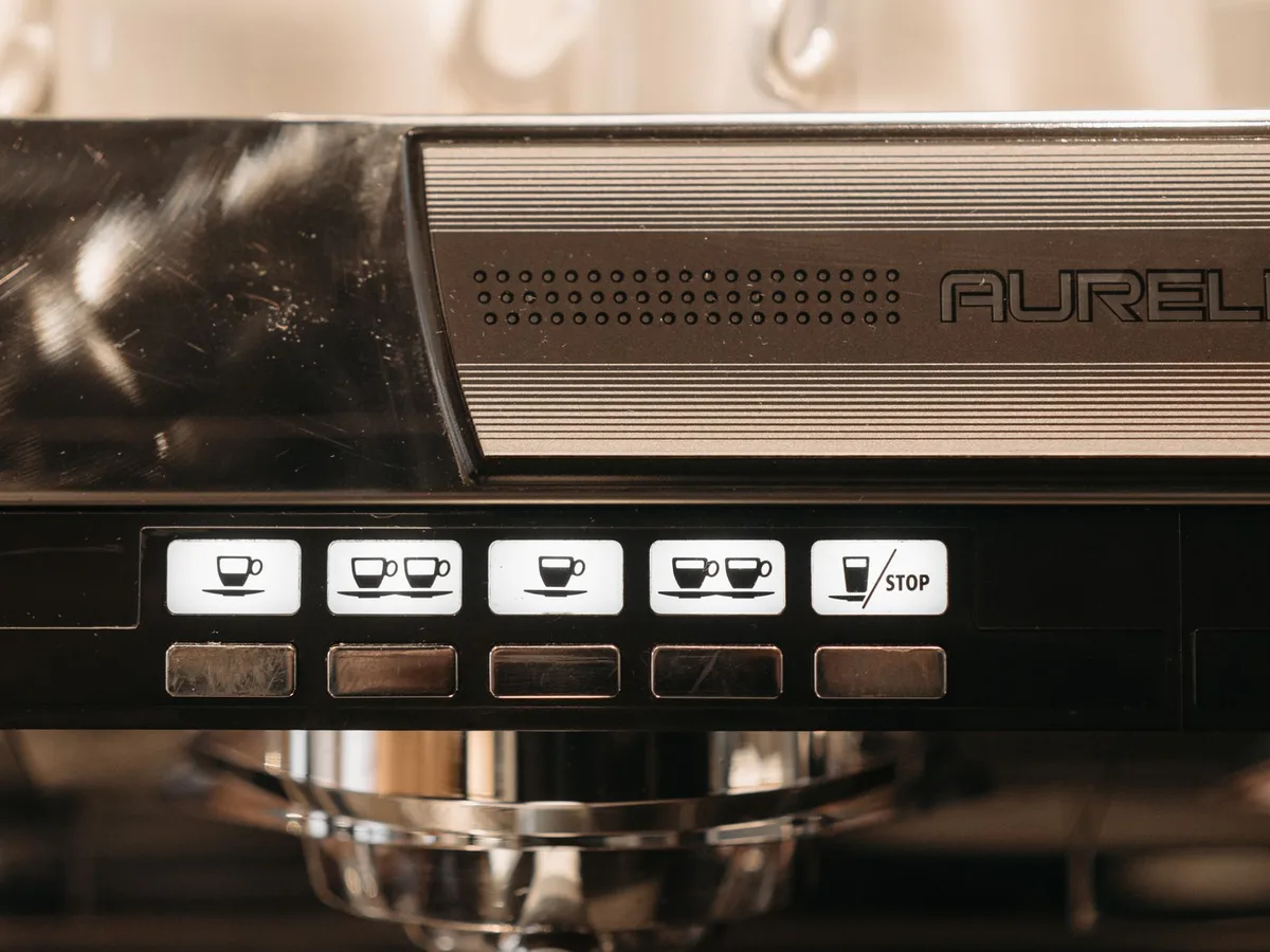 Panneau de commande d'une cafetière à programmer